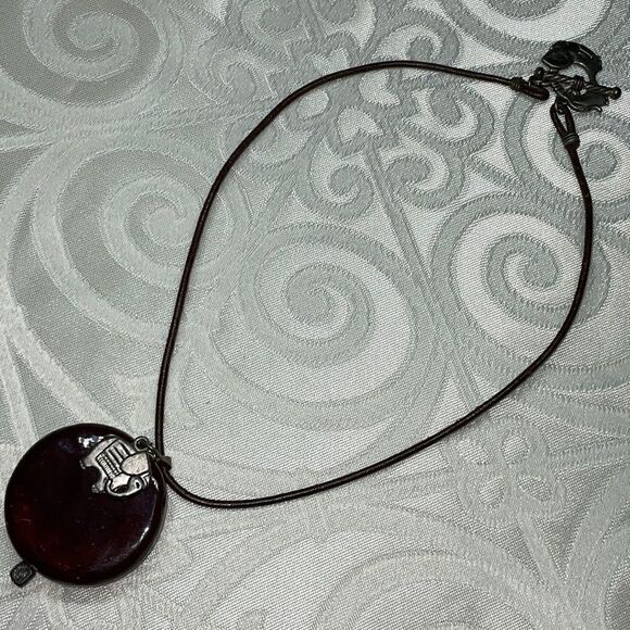 Elephant charm and pendant necklace with elephant toggle clasp on cord - Picture 2 of 7